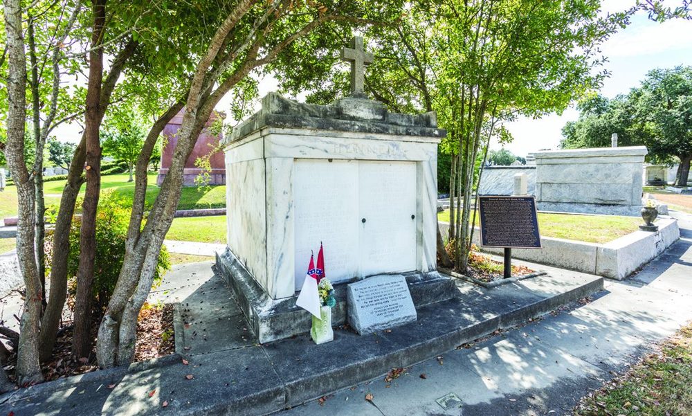 Visiting The Tomb Of General Hood