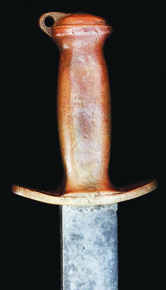 Maker McElroy’s Rare ‘Lasso Knife’ Explained